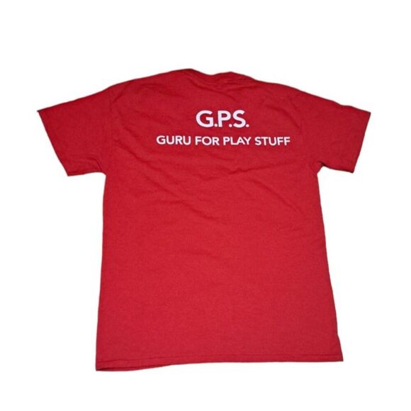 Toys RUs Employee Staff Uniform T Shirt GPS Guru for Play Stuff Men's Medium Red - Picture 3 of 7
